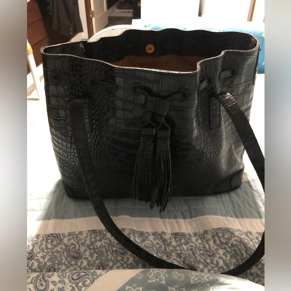 Patricia Nash Large Croc Embossed Witney Drawstring Tote Bag - Picture 12 of 13